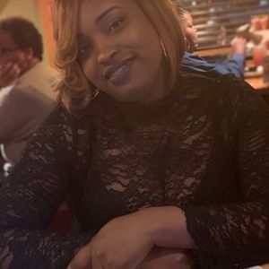 Meet your Posher, Candace